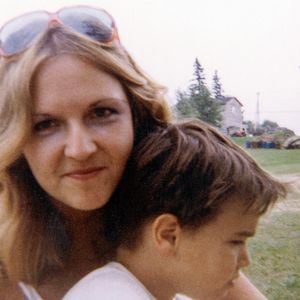 Meet your Posher, Cynthia